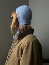 Load image into Gallery viewer, Bonnet No. 1 City Edition - ENGLISH