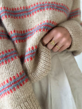 Load image into Gallery viewer, Norma Sweater - FRANÇAIS