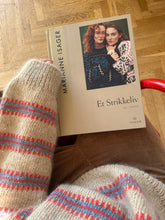 Load image into Gallery viewer, Norma Sweater - NORSK