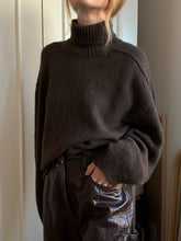 Load image into Gallery viewer, Sweater No. 30 - DEUTSCH