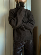Load image into Gallery viewer, Sweater No. 30 - DEUTSCH
