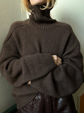 Load image into Gallery viewer, Sweater No. 30 - DEUTSCH