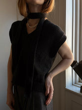 Load image into Gallery viewer, Vest No. 9 -  ESPAÑOL