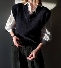 Load image into Gallery viewer, Vest No. 9 -  ESPAÑOL