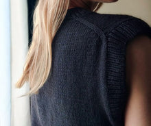 Load image into Gallery viewer, Vest No. 9 -  ESPAÑOL