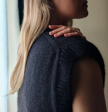 Load image into Gallery viewer, Vest No. 9 -  ESPAÑOL