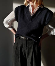 Load image into Gallery viewer, Vest No. 9 -  ESPAÑOL