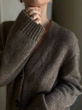 Load image into Gallery viewer, Cardigan No. 10 - FRANÇAIS
