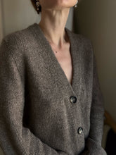 Load image into Gallery viewer, Cardigan No. 10 - FRANÇAIS