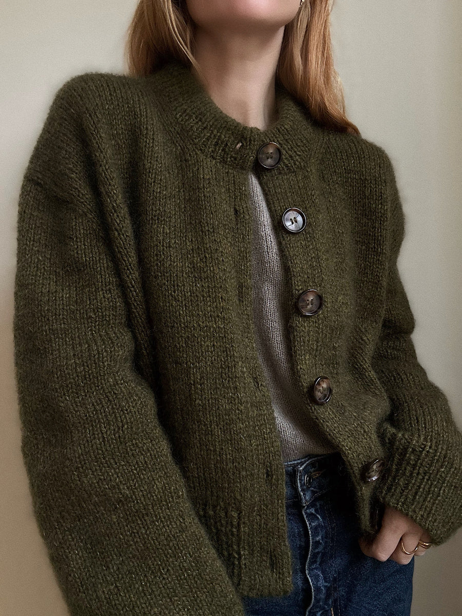 Cardigan No. 11 - Knitting pattern in English – MY FAVOURITE