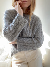 Load image into Gallery viewer, Sweater No. 15 - ENGLISH