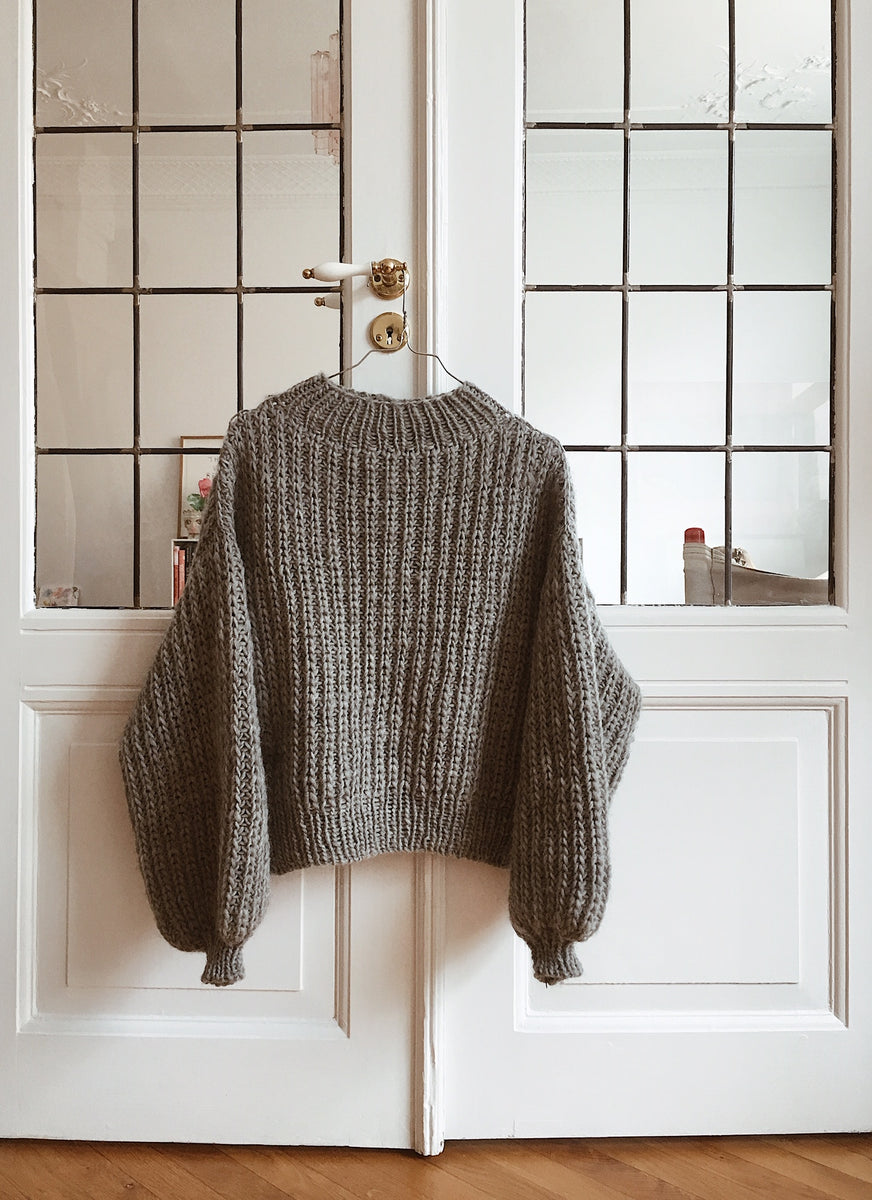 Sweater No. 5 - Knitting Pattern in English – MY FAVOURITE THINGS