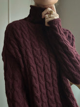 Load image into Gallery viewer, Sweater No. 31 - ENGLISH