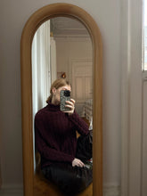 Load image into Gallery viewer, Sweater No. 31 - ENGLISH