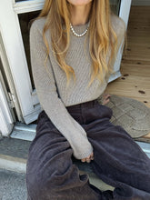 Load image into Gallery viewer, Blouse No. 6 - DANSK