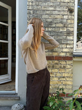 Load image into Gallery viewer, Blouse No. 6 - DANSK