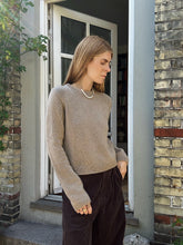 Load image into Gallery viewer, Blouse No. 6 - DANSK
