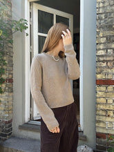 Load image into Gallery viewer, Blouse No. 6 - DANSK