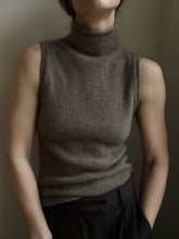 Load image into Gallery viewer, Camisole No. 12 - DANSK