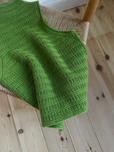 Load image into Gallery viewer, Camisole No. 13 - ENGLISH