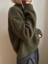 Load image into Gallery viewer, Cardigan No. 11 - NORSK