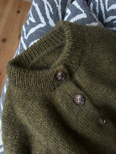 Load image into Gallery viewer, Cardigan No. 11 - NORSK