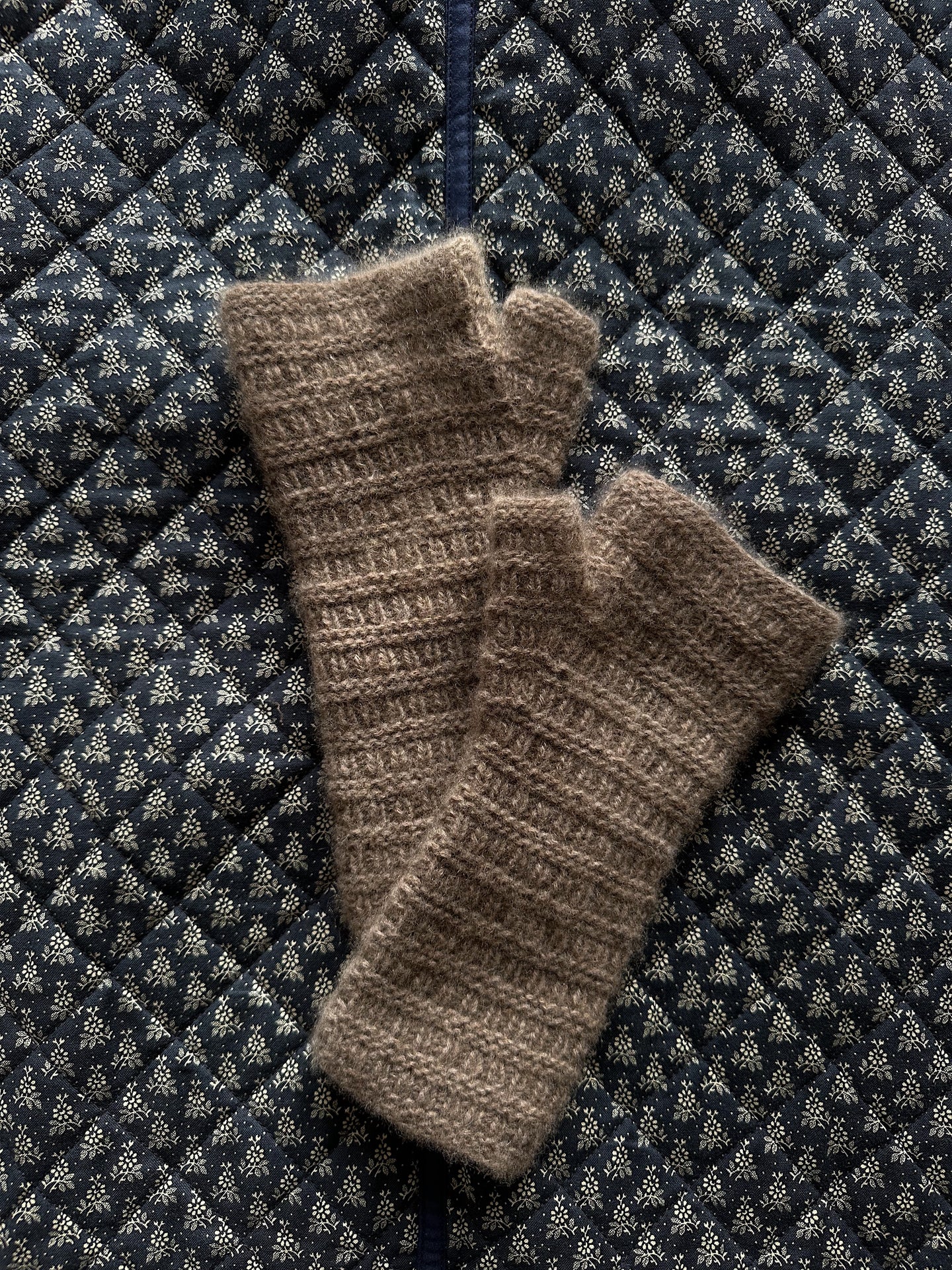 Gloves No. 1