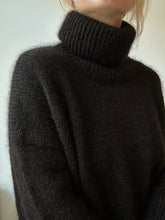 Load image into Gallery viewer, Sweater No. 11 light - SVENSKA