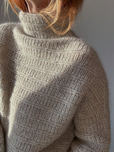 Sweater No. 28 - ENGLISH