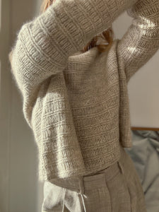 Sweater No. 28 - DEUTSCH
