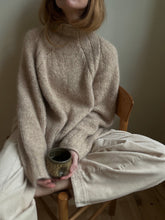 Load image into Gallery viewer, Sweater No. 33 - DEUTSCH