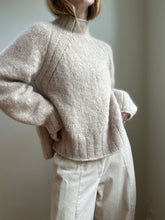 Load image into Gallery viewer, Sweater No. 33 - DEUTSCH