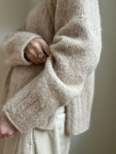 Load image into Gallery viewer, Sweater No. 33 - DEUTSCH