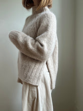 Load image into Gallery viewer, Sweater No. 33 - DEUTSCH