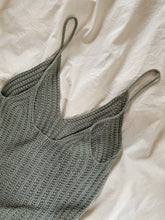 Load image into Gallery viewer, Camisole No. 4 - ENGLISH