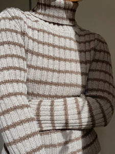 Sweater No. 16 - SVENSKA