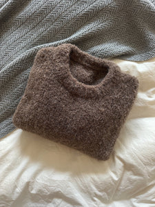 Sweater No. 24 - DEUTSCH