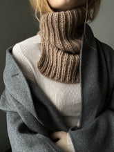 Load image into Gallery viewer, Nellie Neck Warmer - ENGLISH