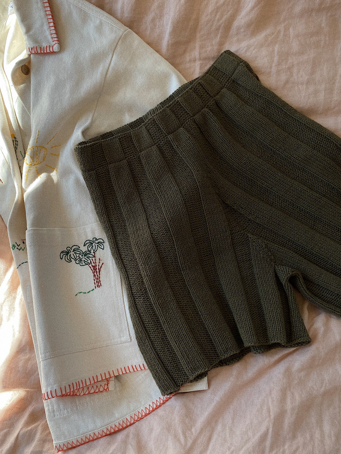 Shorts No. 1 - ENGLISH