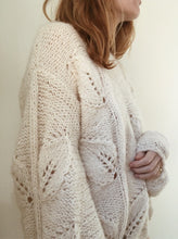 Load image into Gallery viewer, Sweater No. 3 - ENGLISH