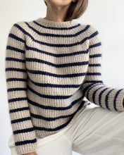 Load image into Gallery viewer, Sweater No. 12 - ENGLISH