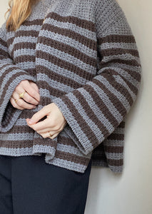 Sweater No. 17 - SVENSKA