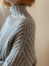 Load image into Gallery viewer, Sweater No. 19 - ESPAÑOL