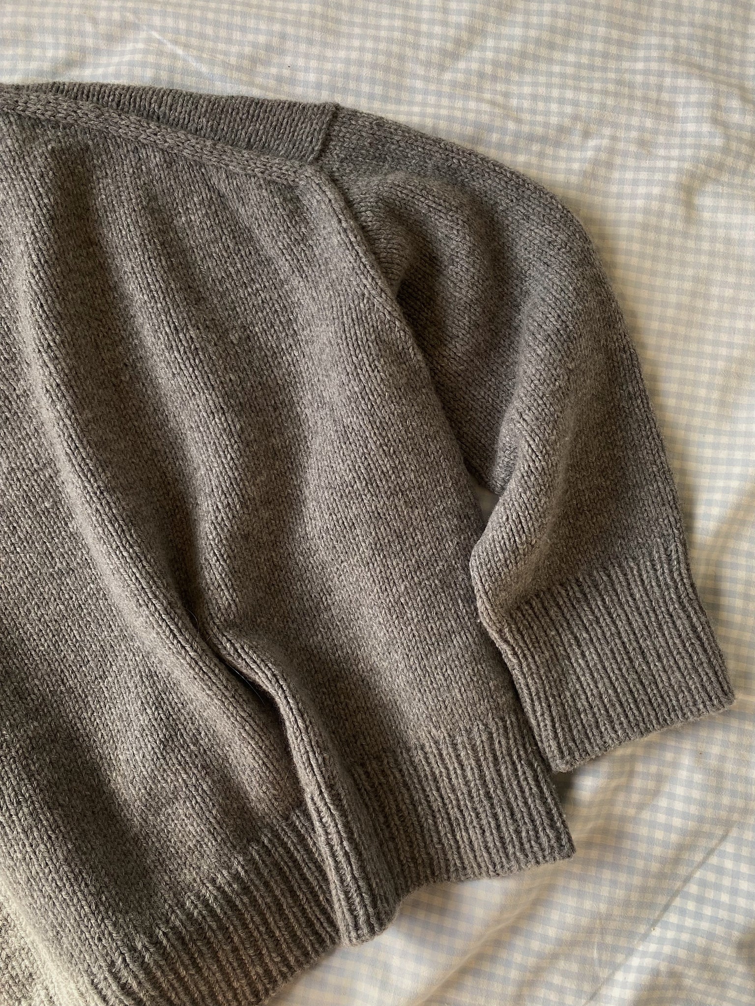 Sweater No. 23 - Knitting Pattern in English – • MY FAVOURITE THINGS ...